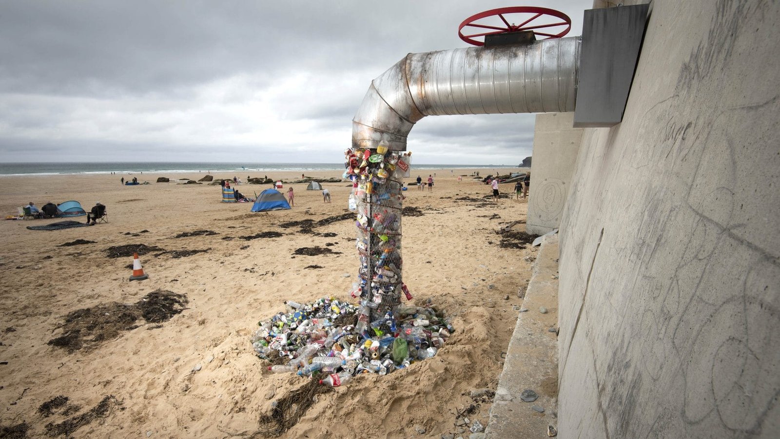 Plastique dans le sel : s'attaquer au problème à la source 8 Plastic in salt: tackling the problem at source